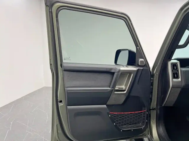 iCAR V23 — Фото автомобиля 12