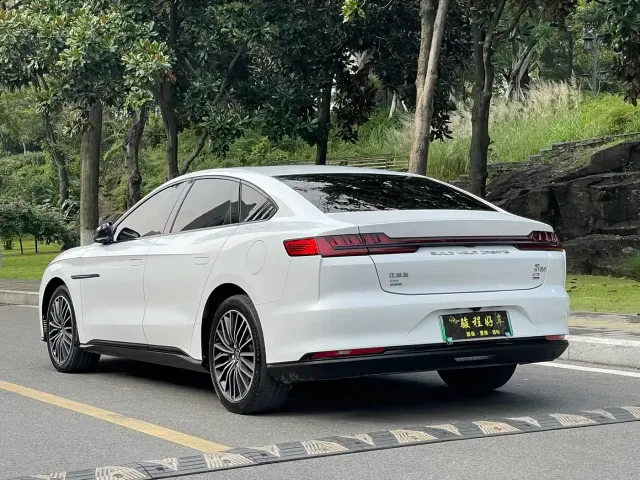 BYD Han — Фото автомобиля 5