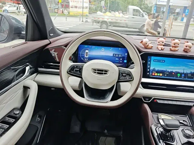 Geely Xingyue L — Фото автомобиля 10