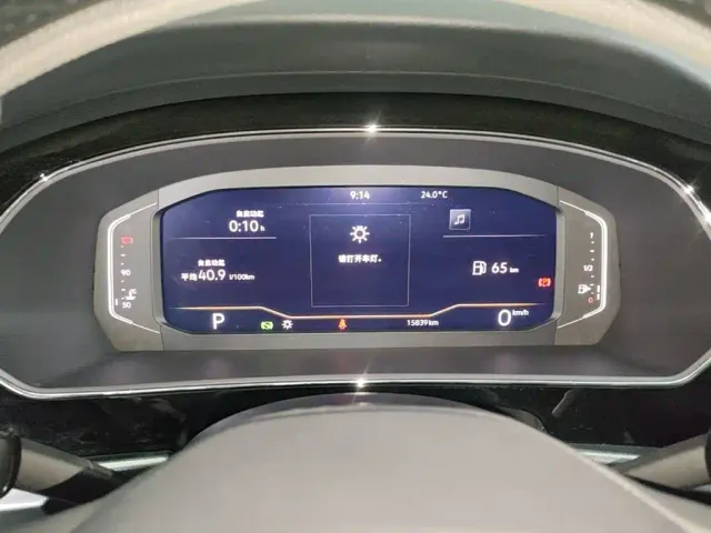 Volkswagen Passat — Фото автомобиля 11