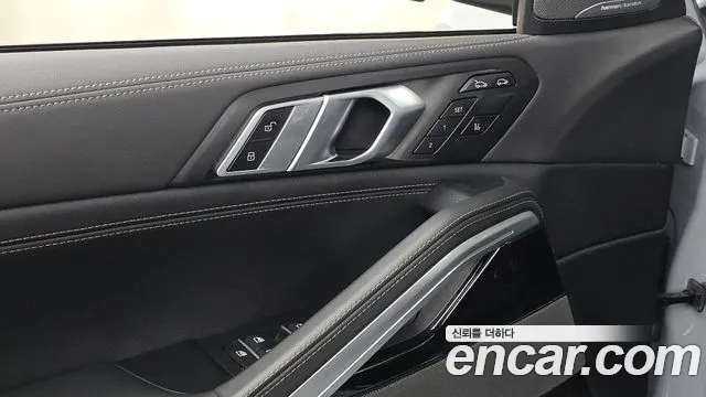 BMW X6 xDrive40i M Sport — Фото автомобиля 28