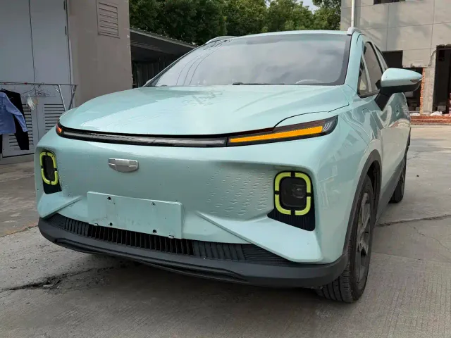 Geely Geometry Geely Geometry E Firefly 2022 320KM Well-behaved Tiger 4-seater — Фото автомобиля 2