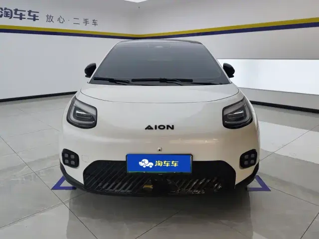 GAC Aion UT — Фото автомобиля 2