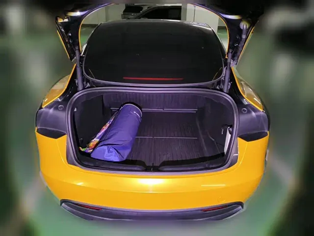 Tesla Model 3 — Фото автомобиля 5