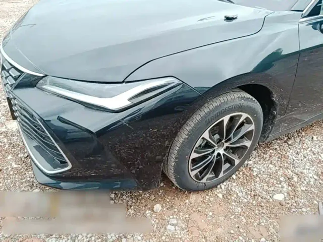 Toyota Avalon — Фото автомобиля 14