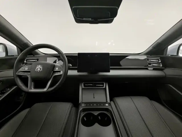 BYD Qin L — Фото автомобиля 5