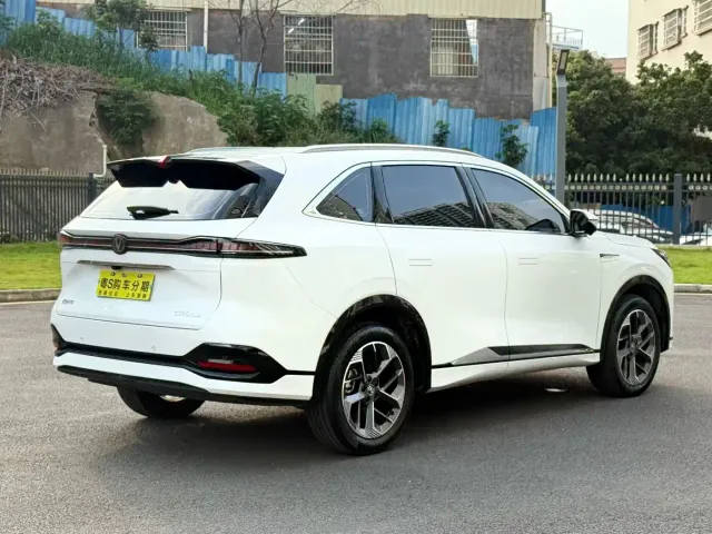 Changan CS75 Plus — Фото автомобиля 6