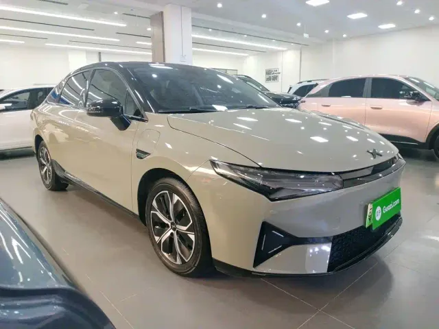 Xpeng P5 — Фото автомобиля 3