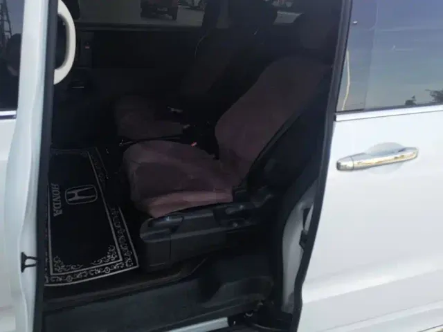 Honda Odyssey — Фото автомобиля 11