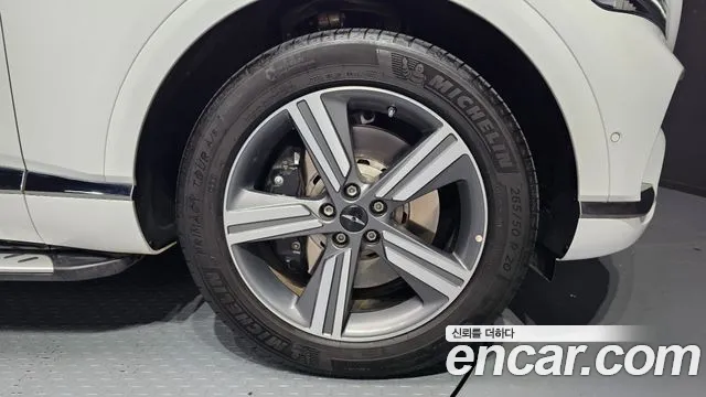 Genesis GV80 — Фото автомобиля 5