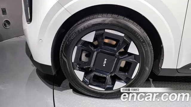 Kia Canival Новый Carnival 4 поколение Дизель 7 мест Noblesse — Фото автомобиля 5