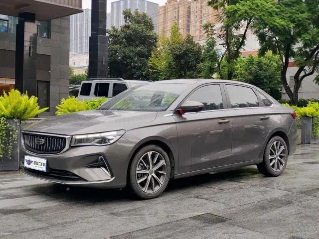 Фотография автомобиля — Geely Emgrand