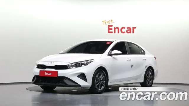 Фотография автомобиля — Kia K3 Generation 2