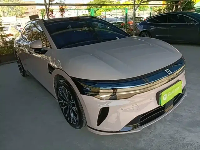 Zeekr 007 GT — Фото автомобиля 3