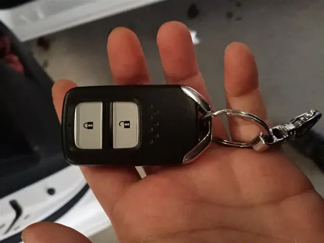 Honda Fit — Фото автомобиля 8