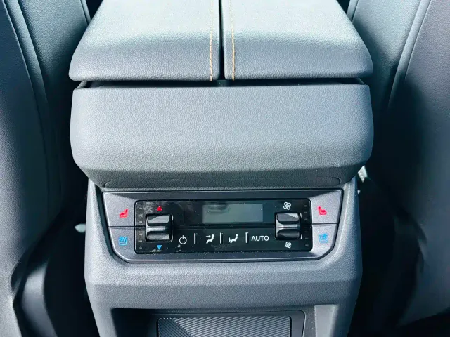Ford Edge — Фото автомобиля 13