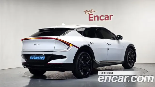 Kia EV6 New — Фото автомобиля 2