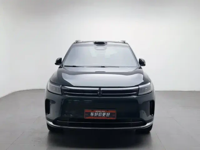 Aito M7 — Фото автомобиля 3