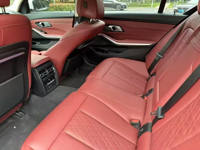 BMW 3 Series — Фото автомобиля 5