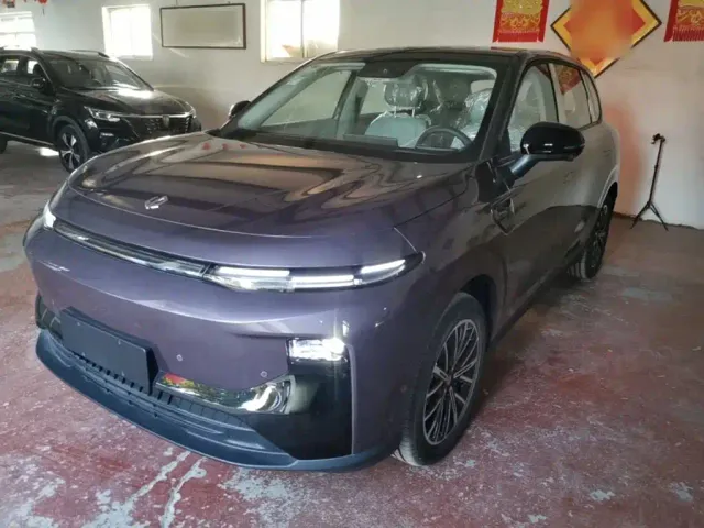 Фотография автомобиля — Leapmotor B10