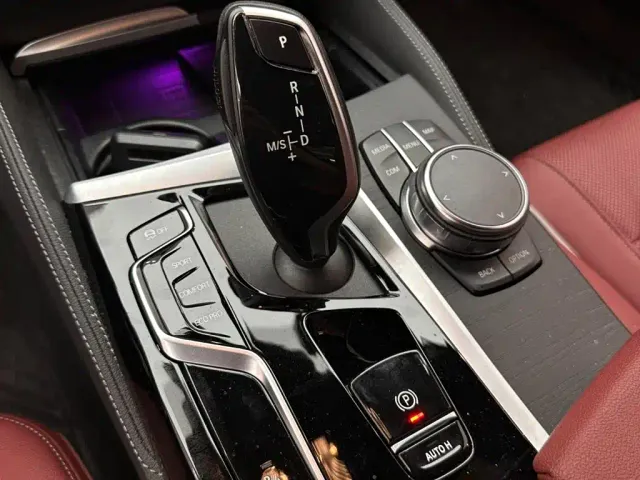 BMW 5 Series — Фото автомобиля 15