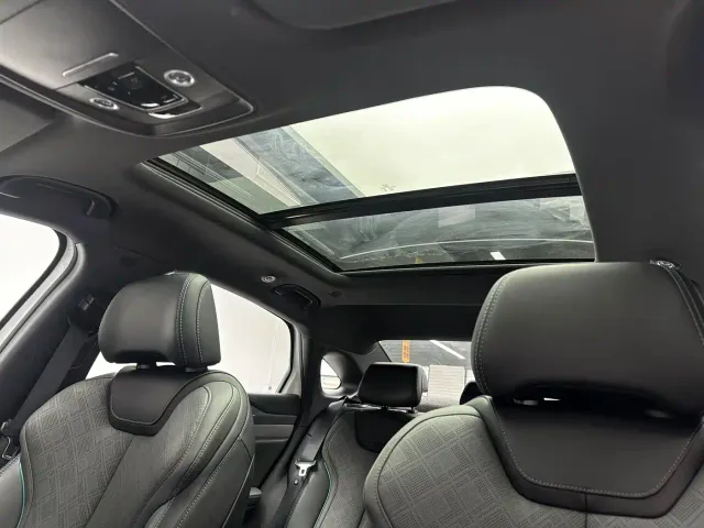 BYD Qin L — Фото автомобиля 15