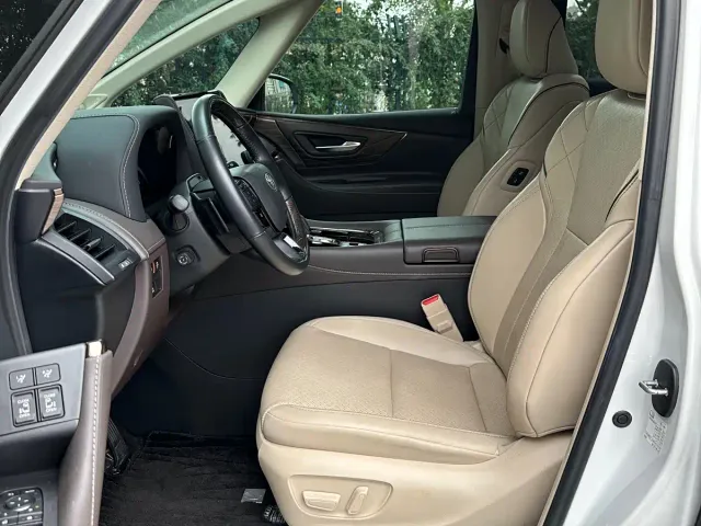 Toyota Alphard — Фото автомобиля 10