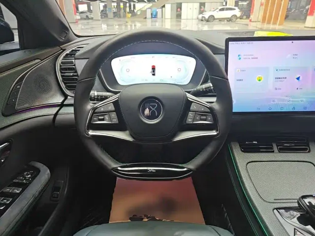 BYD Han — Фото автомобиля 10