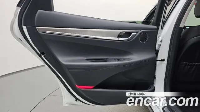 Hyundai Grandeur — Фото автомобиля 19