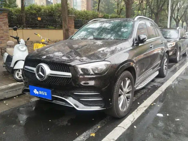 Фотография автомобиля — Mercedes-Benz GLE-Class
