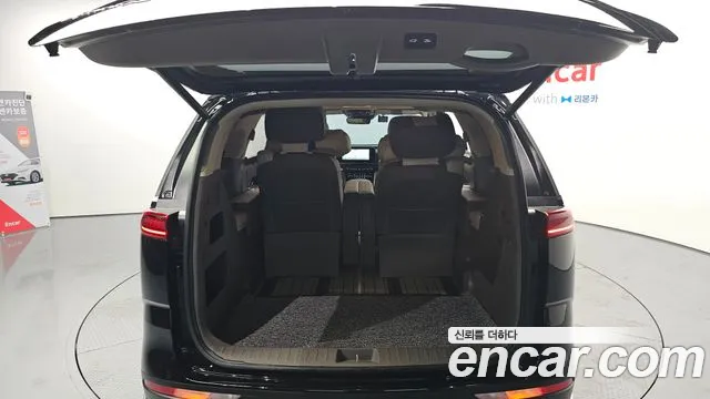 Kia Canival Carnival 4 поколение Бензин 4 места Hi-Limousine (Спецкузов) — Фото автомобиля 20