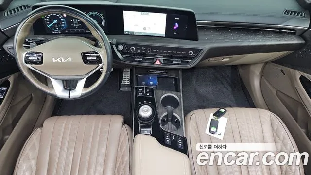 Kia K8 Hybrid — Фото автомобиля 10
