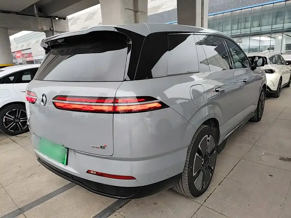 Denza Denza N8L 2025 Standard — Фото автомобиля 4