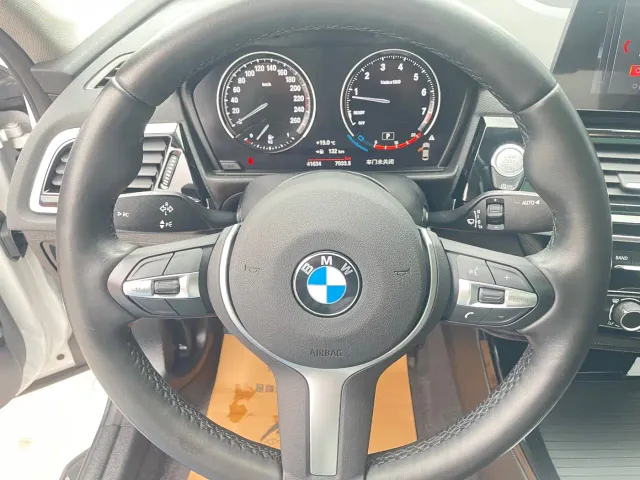 BMW 1 Series — Фото автомобиля 17