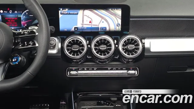Mercedes-Benz GLB-Class — Фото автомобиля 13
