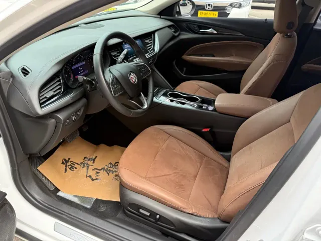 Buick Regal — Фото автомобиля 7