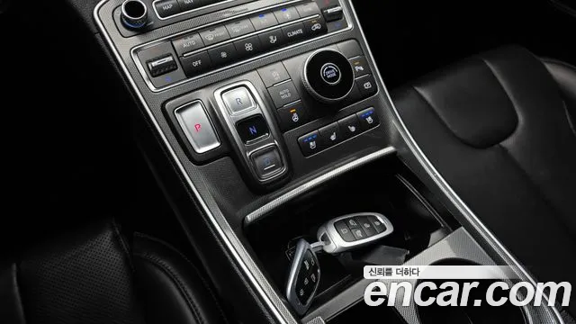 Hyundai Santafe Новый Santa Fe Дизель 2.2 2WD — Фото автомобиля 9