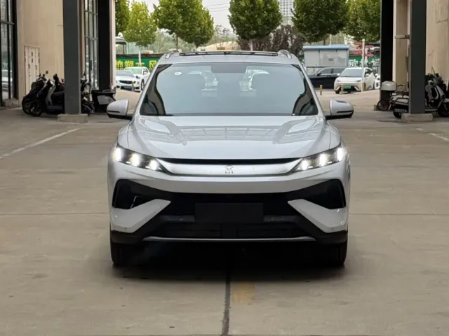 BYD Song Pro — Фото автомобиля 2