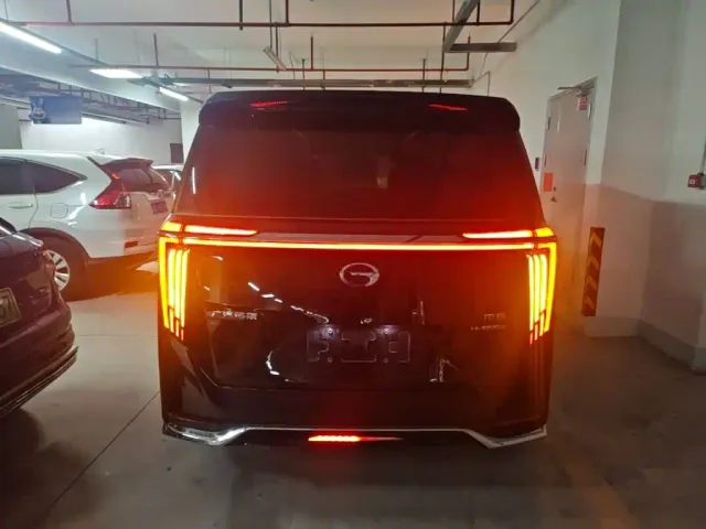 GAC Trumpchi M8 — Фото автомобиля 5