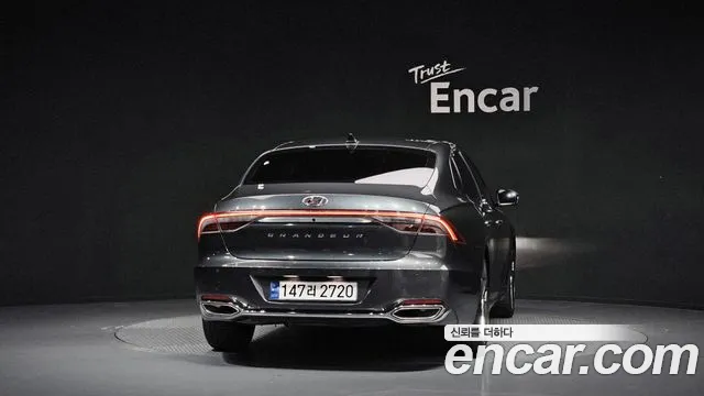 Hyundai Grandeur New — Фото автомобиля 4
