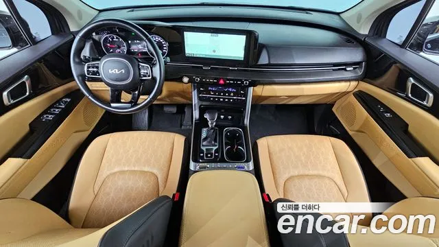 Kia Canival — Фото автомобиля 7
