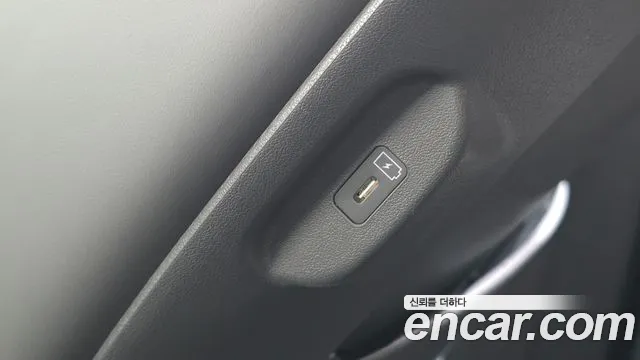 Kia EV3 — Фото автомобиля 30