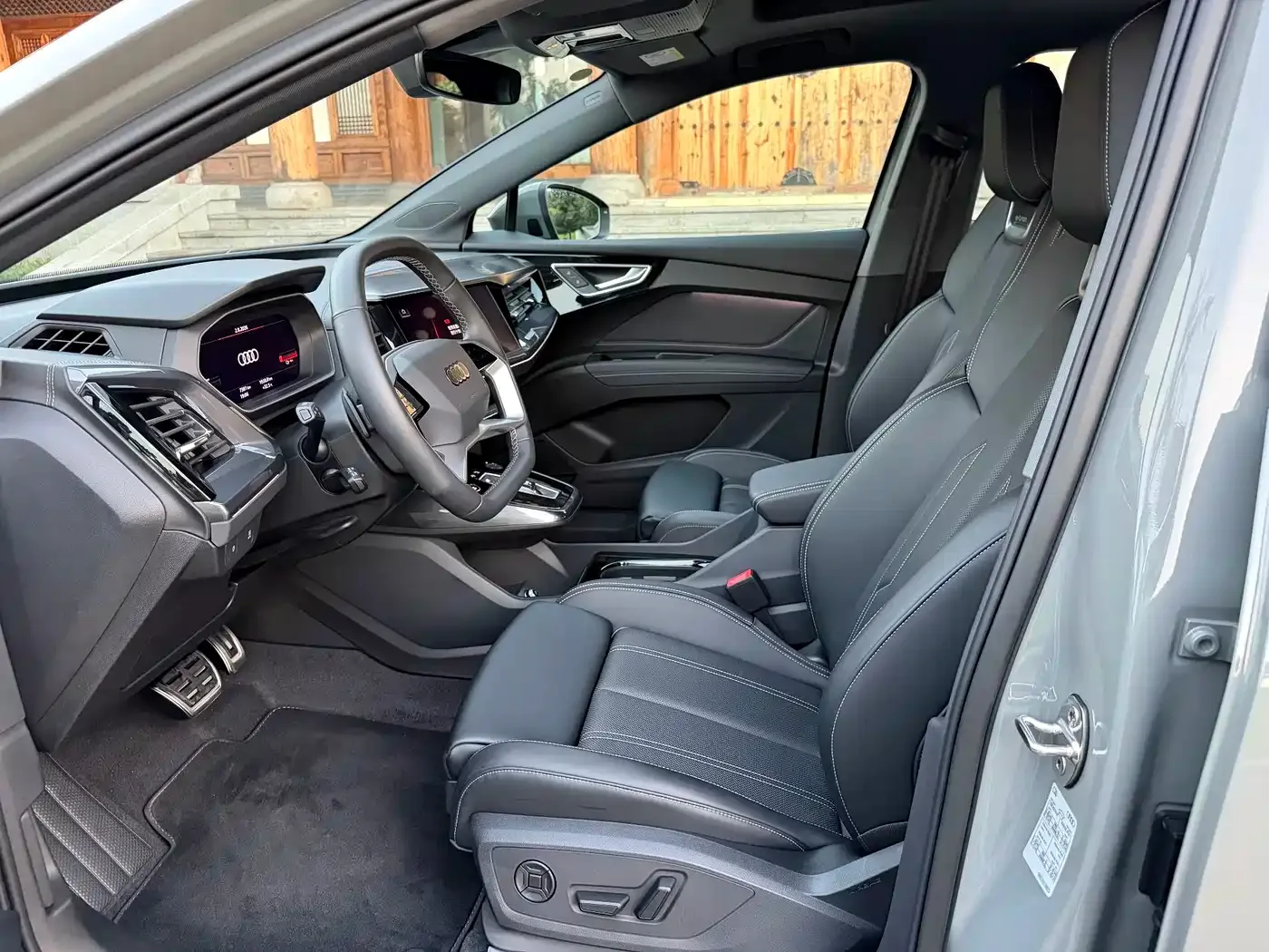 Audi Audi Q4 e-tron 2024 40 e-tron Creation Edition — Фото автомобиля 8