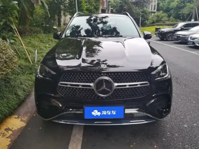 Mercedes-Benz GLE-Class — Фото автомобиля 2