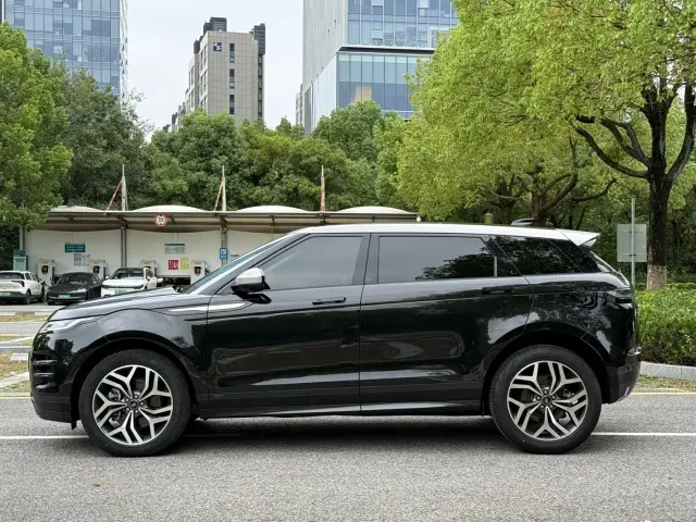 Land Rover Range Rover Evoque — Фото автомобиля 3