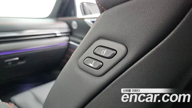 Genesis GV80 — Фото автомобиля 30