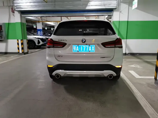 BMW X1 — Фото автомобиля 20