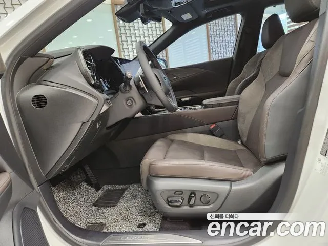 Lexus RX — Фото автомобиля 10