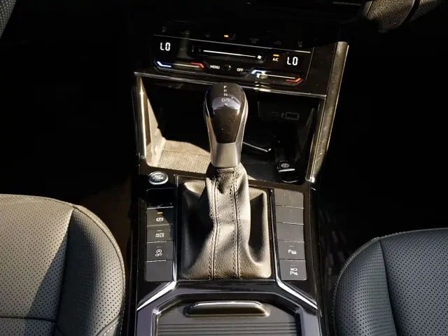 Volkswagen Passat — Фото автомобиля 18