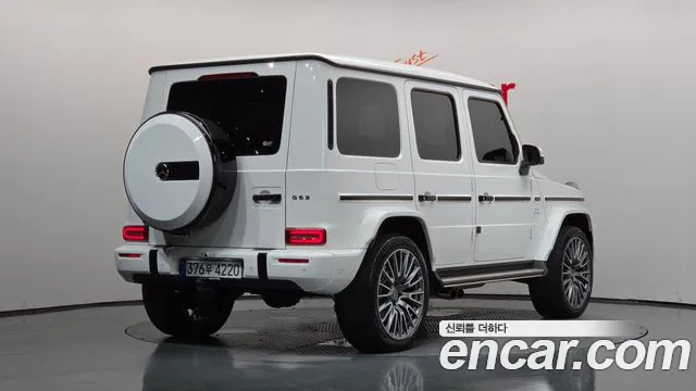 Mercedes-Benz G-Class — Фото автомобиля 2